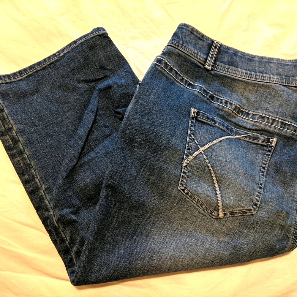 Lane bryant capri's